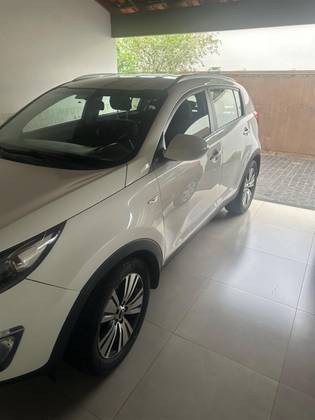 KIA SPORTAGE 2.0 LX 4X4 16V FLEX 4P AUTOMÁTICO KIA SPORTAGE 2.0 LX 4X4 16V FLEX 4P AUTOMÁTICO